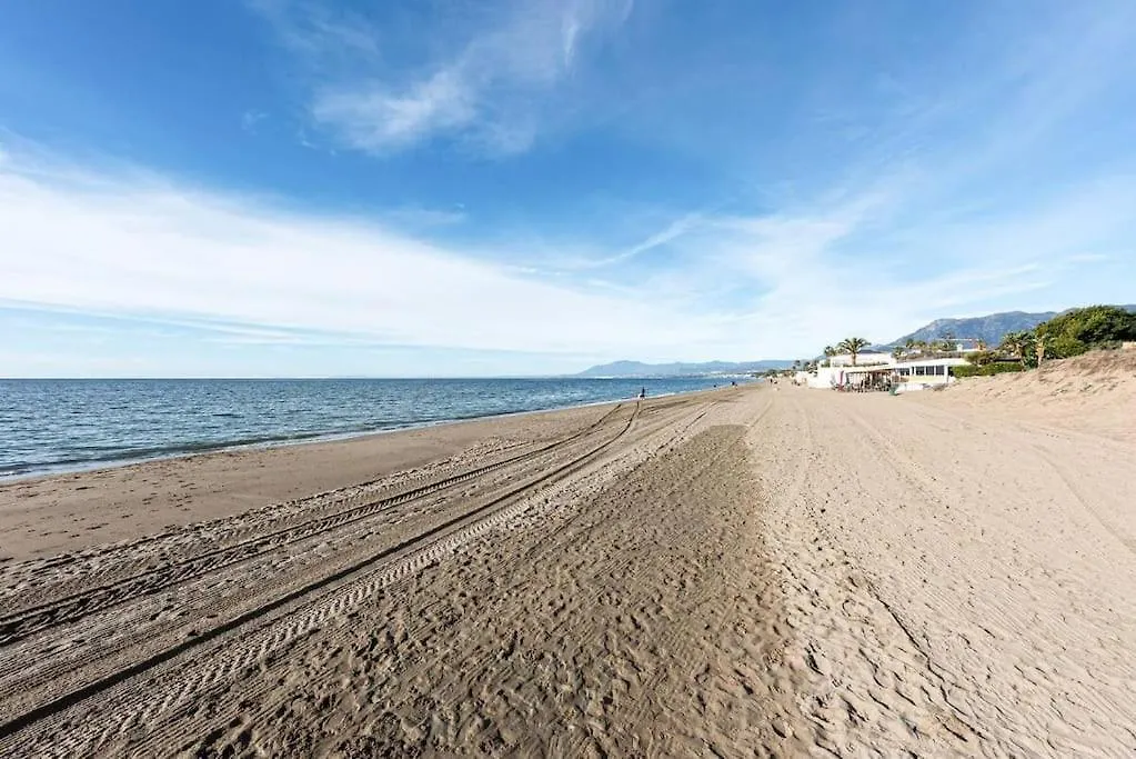 Alvarito Playa Marbella Front Beach Apartment