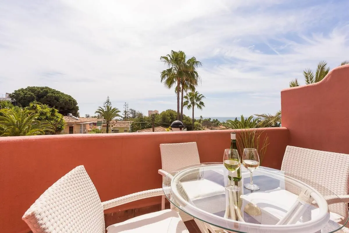 Alvarito Playa Marbella Front Beach Apartment